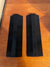 Load image into Gallery viewer, Slide Wiper Righter 6in